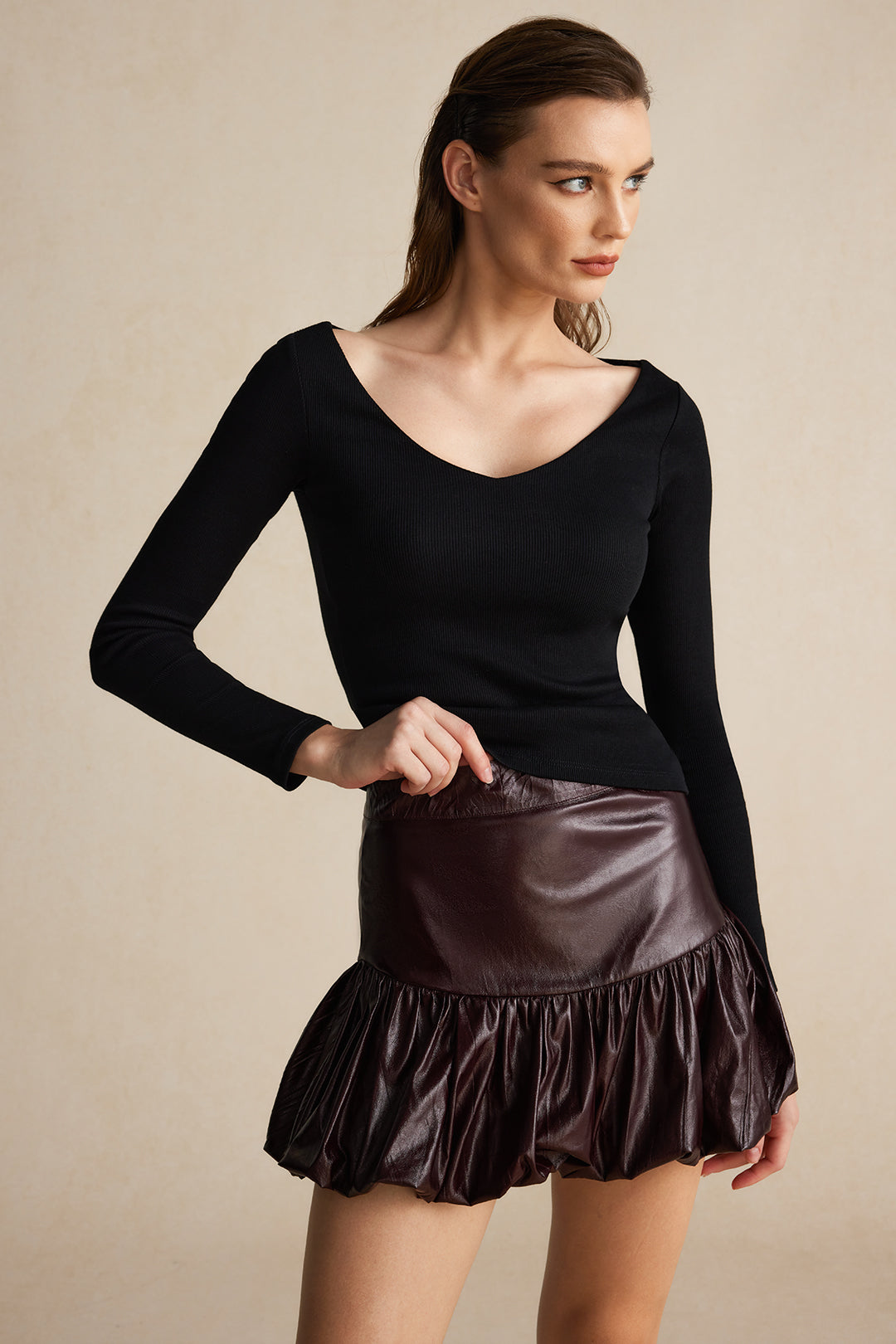 Olivia - Effen leren-look rok met ruches