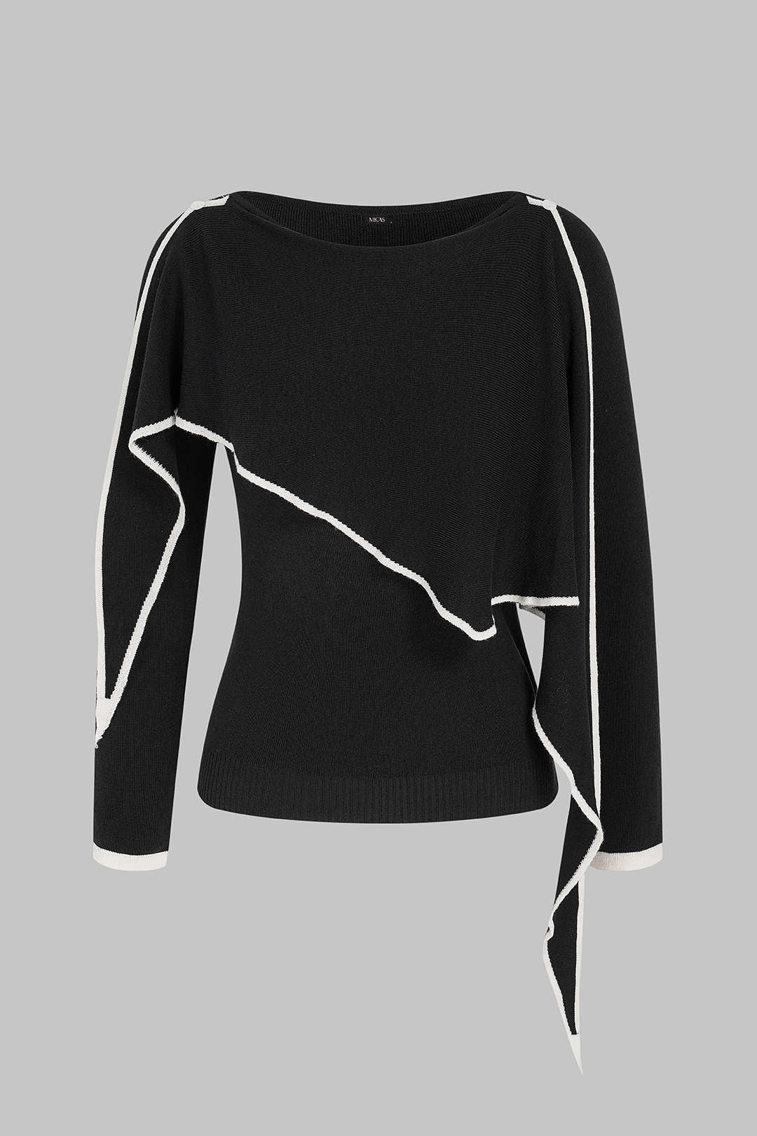 Gebreide asymmetrische top met ronde hals en lange mouwen